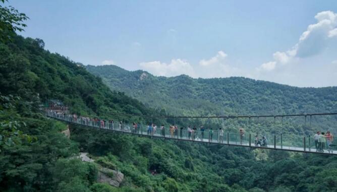 市場(chǎng)重開(kāi)在即，多地發(fā)布新政引導(dǎo)旅游行業(yè)“復(fù)工”